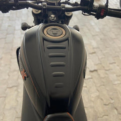 TankTie for Harley Davidson X440