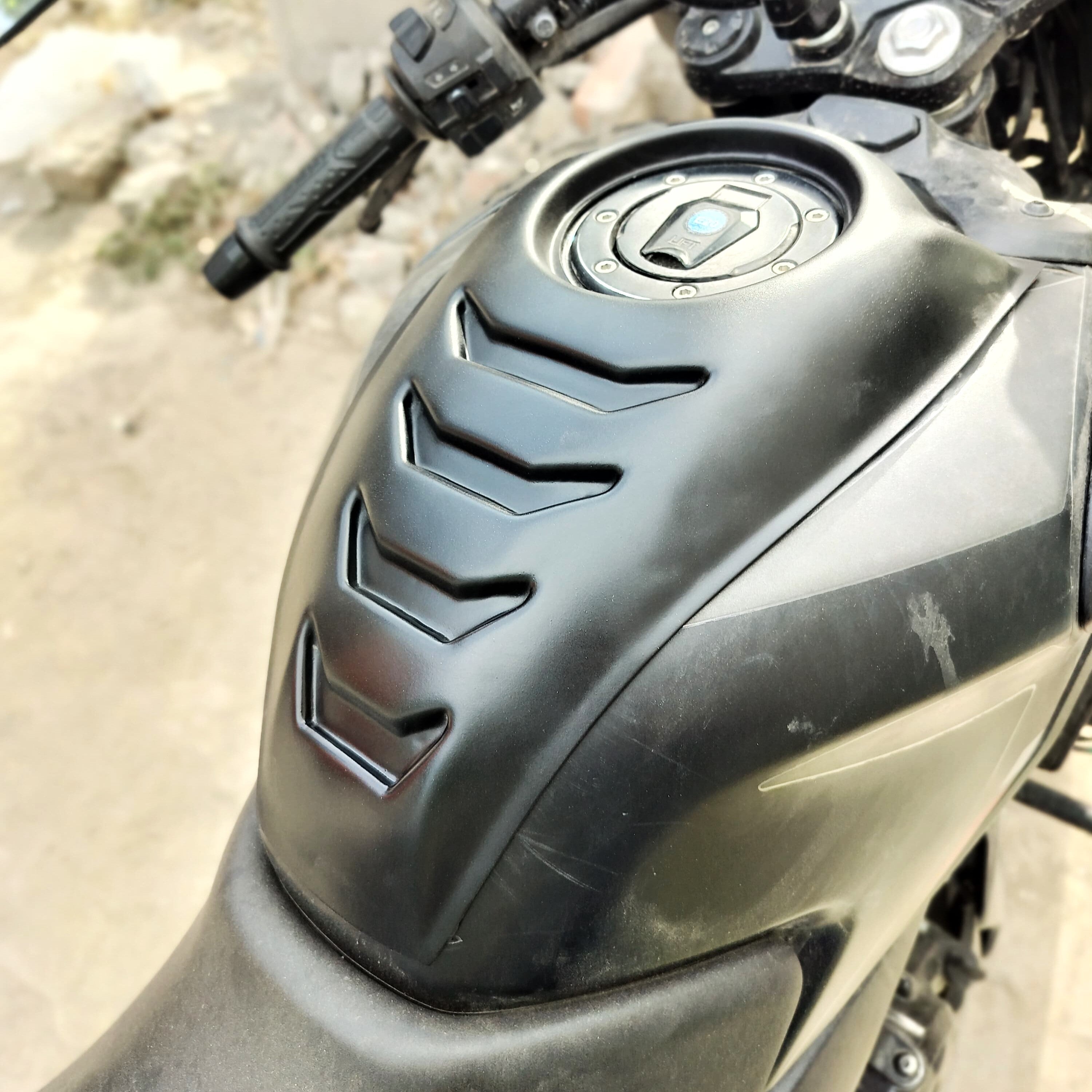 Bajaj Pulsar Tank Protection | Best Tank Pad Cover | Tank Scratch Protection | Modified Looks | Fits Pulsar N150 | Pulsar N160 | Pulsar N250 | Pulsar F250 | Pulsar P150 | Saiga Parts Modification Accessories