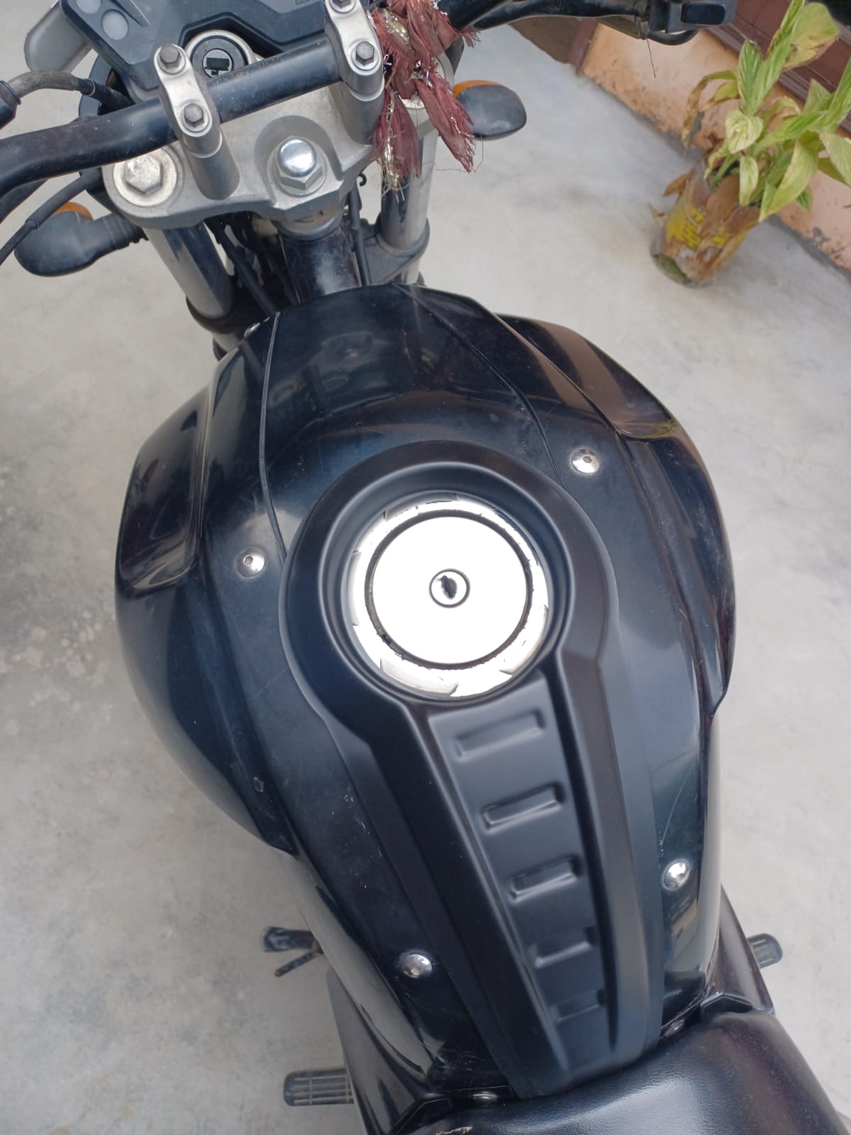 Yamaha FZ V1 Fazer V1 Tank Protection | Best Tank Pad Cover | Tank Scratch Protection | Modified Looks | Saiga Parts Modification Accessories